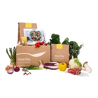 Martha & Marly Spoon meal kit company that delivers fresh and crisp ingredients